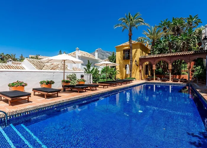 All About Lomas De Club Pueblo Marbella