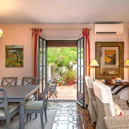 All About Lomas De Club Pueblo * 马尔韦利亚