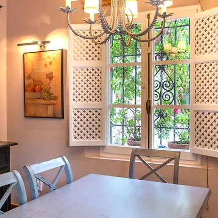 All About Lomas De Club Pueblo